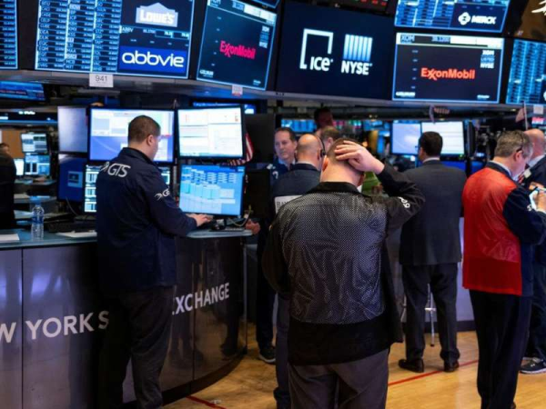 El riesgo país pasa los 4100 puntos y la bolsa vuelve a caer