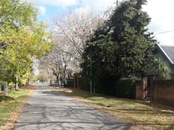 Vecinos de City Bell reclaman por el arreglo de un transformador tras los permanentes cortes de luz