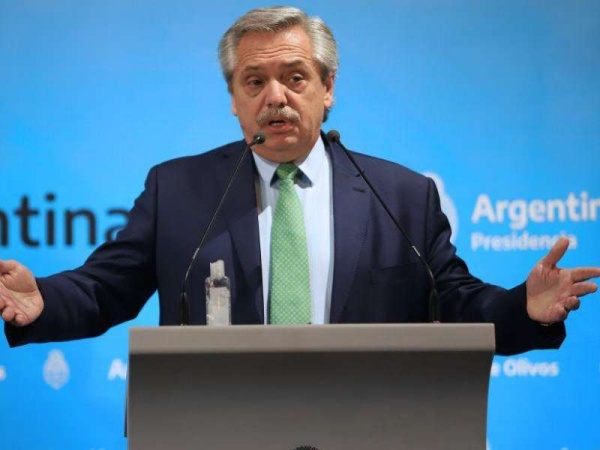 Alberto Fernández diseña una cuarentena optativa con respaldo de la oposición