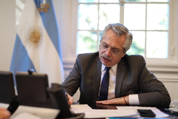 Alberto Fernández anticipó que la economía podría caer 6% en el 2020