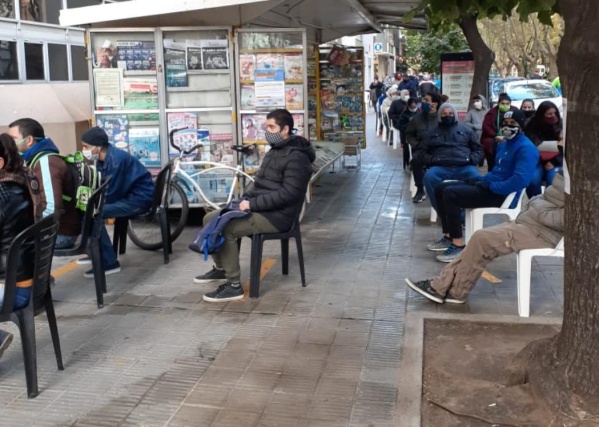 Bono de $10.000: La Plata tendrá una lluvia de pesos con más de 70.000 beneficiarios