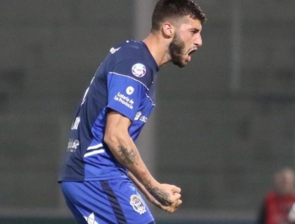 Amenazaron a un jugador de Gimnasia por rechazar la oferta de contrato