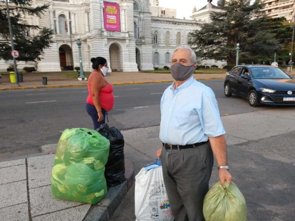 Este sábado la Plaza Moreno se viste otra vez de solidaridad