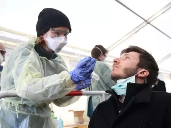 Descubren que el 45% de los infectados por coronavirus fueron asintomáticos