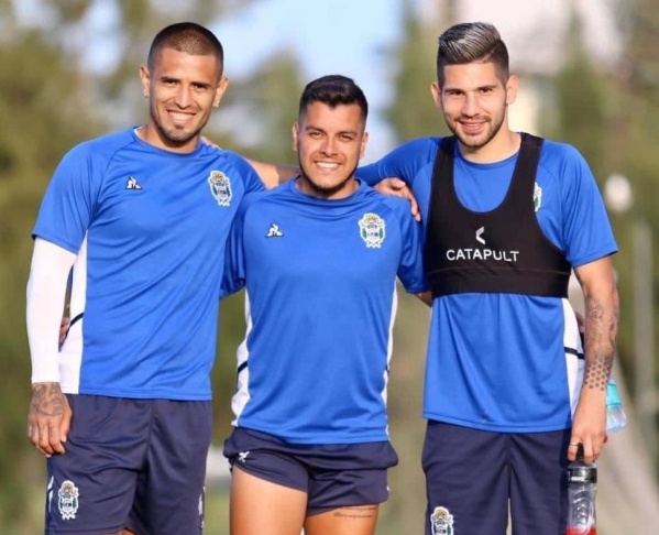 Pérez García no da señales y se aleja de Gimnasia