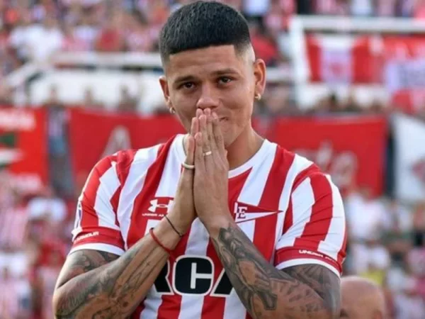 Rojo confirmó que quiere seguir en Estudiantes y descartó ir a Boca