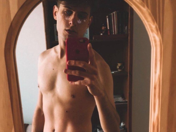 Posteó una foto haciéndose el obeso para mostrar su cuerpo y lejos de halagarlo, lo trataron de &quot;gordofóbico&quot;