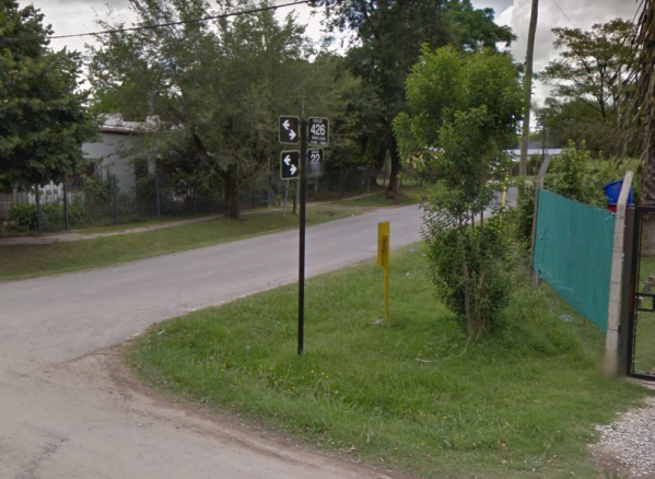 Un acosador manoseó en la cola a una joven en una esquina de Villa Elisa