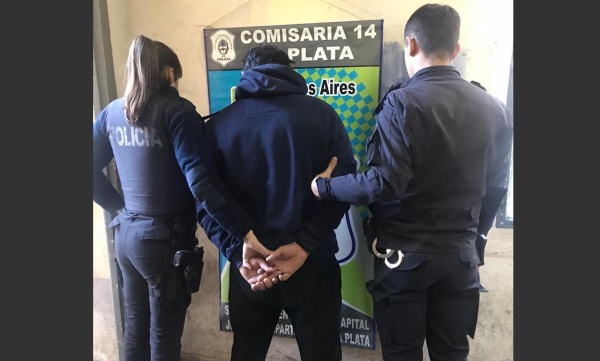 Violó la perimetral y se metió en la casa de ex pareja en Melchor Romero 