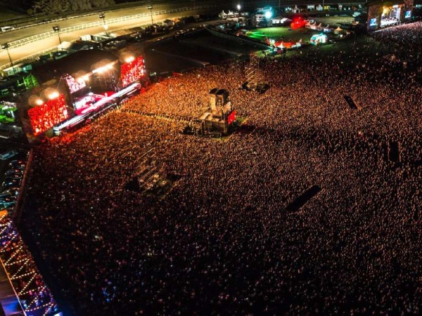 Aseguran que no habrá megafestivales hasta el 2022