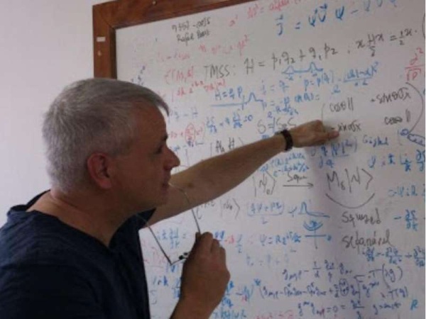 Investigadores platenses elaboran un dispositivo para eliminar el coronavirus del ambiente