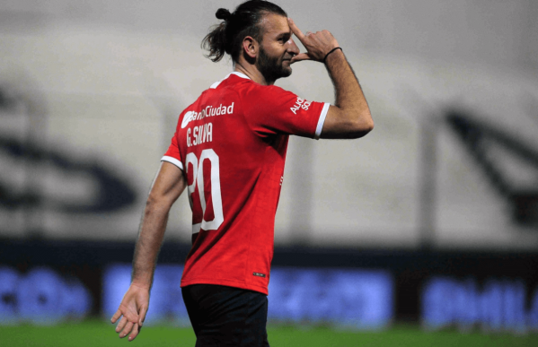 Estudiantes mira nuevamente hacia Avellaneda para reforzarse 