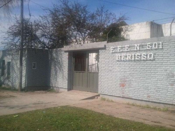 Robaron y destrozaron una escuela especial de Berisso