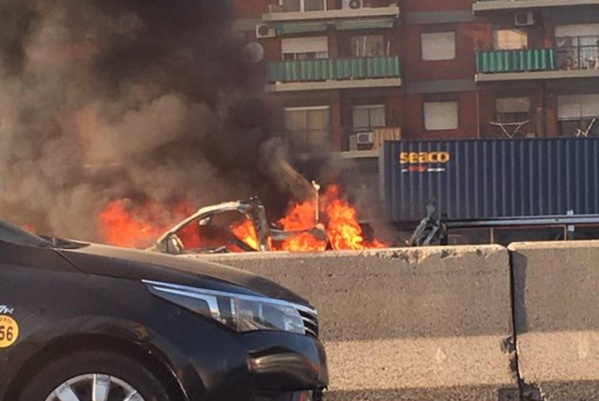 Video: Tremenda explosión de un auto en plena Avenida General Paz
