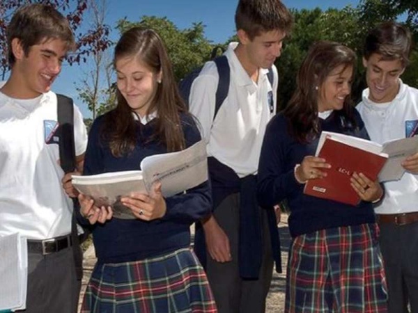 Por la falta de clases, padres de alumnos de jardines y colegios privados de La Plata ya no quieren abonar la cuota