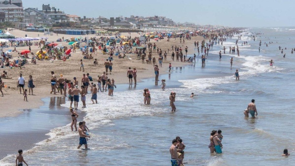 Verano 2021: mismos protocolos para toda la costa y &quot;stop&quot; a las aperturas
