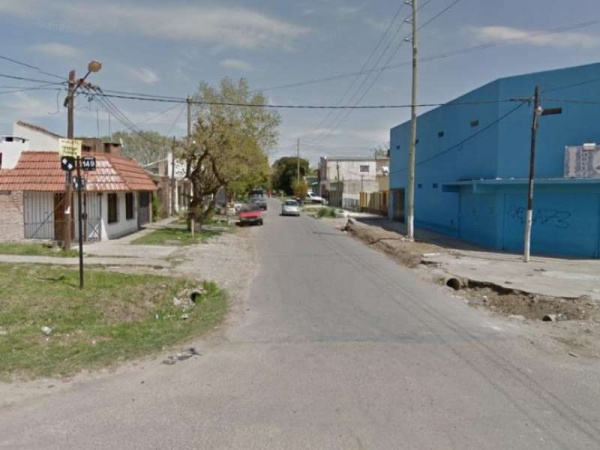En un conflicto vecinal de La Plata balearon a un hombre en la ingle
