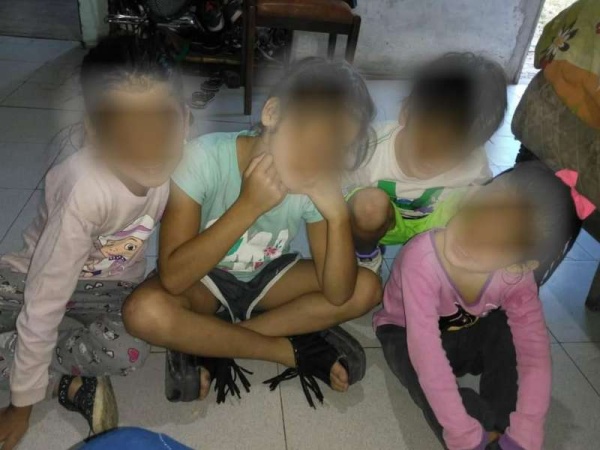 Una joven platense de 25 años tiene 4 hijos y necesita un trabajo urgentemente