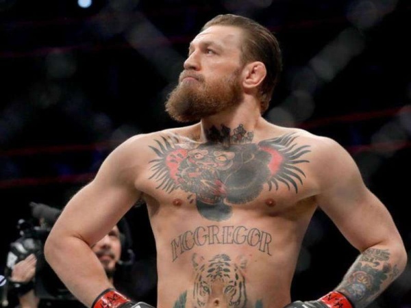 Detuvieron al ex luchador Conor Mcgregor por exhibici&oacute;n y agresi&oacute;n sexual