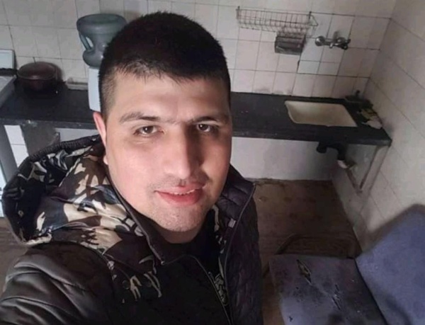 Fue abandonado, tiene una discapacidad y vive como puede en 1 y 42: &quot;No tengo alimentos ni ropa ni nada&quot;