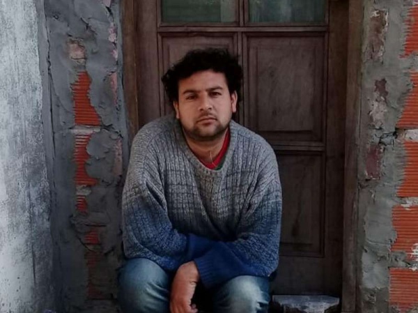 Se ofreció para trabajar en La Plata y lo discriminaron por su foto de perfil: &quot;Volvete a tu país si sos tan patriota&quot;