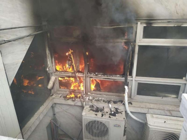 Se incendió en La Plata la sede Tribunales del Banco Provincia 