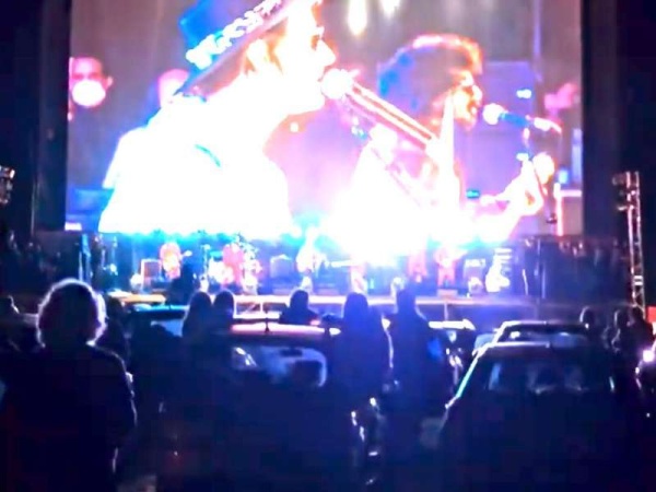 Se descontroló el autoconcierto de la República de los Niños: salieron todos de los autos