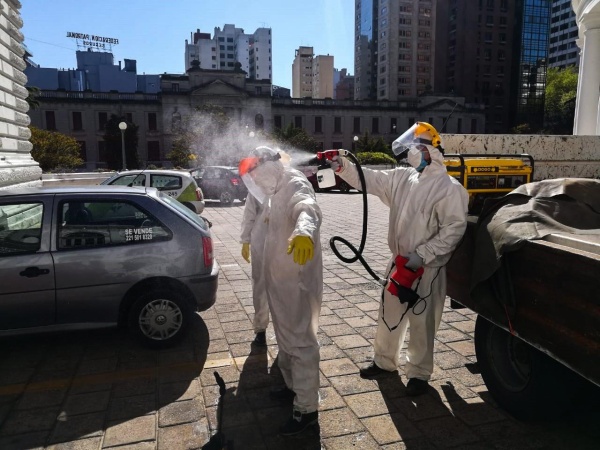 Jueves con 2 muertos y 150 nuevos contagios de COVID-19 en La Plata