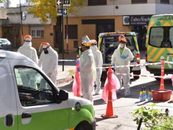 116 nuevos casos y 2 nuevos fallecidos por COVID-19 en La Plata