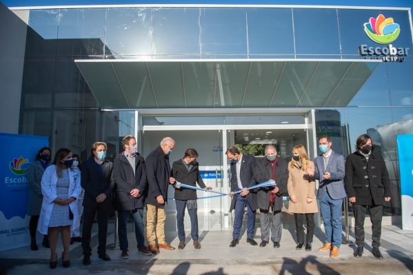 Kicillof inauguró el módulo de internación de la Unidad de Diagnóstico Precoz de Garín