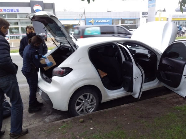 Detienen en Gonnet a dos delincuentes chilenos que realizaron al menos siete entraderas