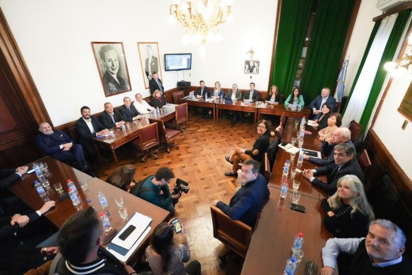 Wado de Pedro y senadores del Frente de Todos analizaron el Plan de Desarrollo Federal