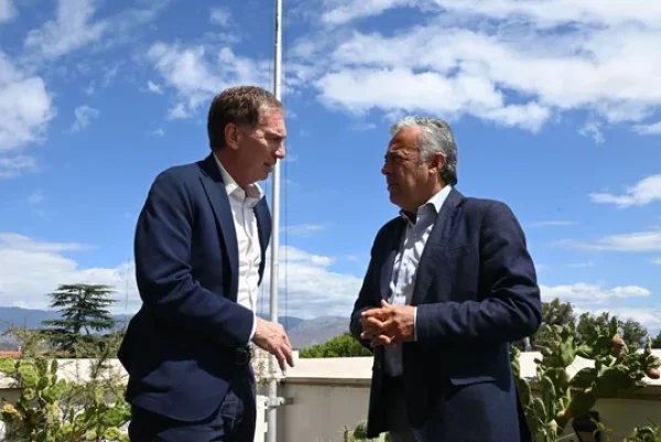 Santilli junto a Cornejo: &ldquo;La reforma laboral es para que se pueda tomar m&aacute;s empleo&rdquo;