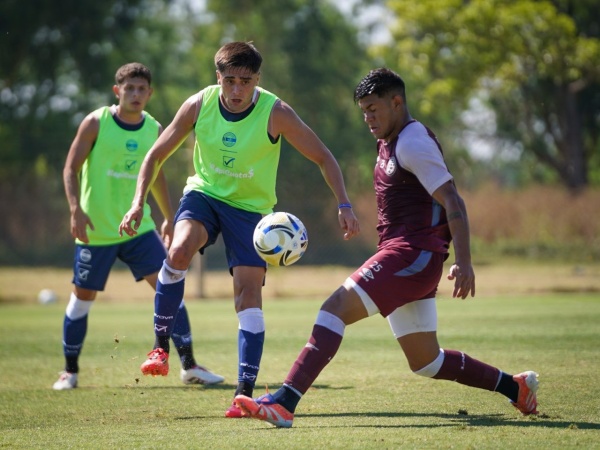 &iquest;C&oacute;mo le fue a Gimnasia en los amistosos ante Lan&uacute;s y qui&eacute;n estuvo por primera vez en Estancia Chica?