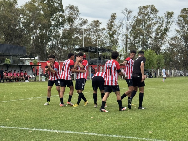 No pudo cumplir su sue&ntilde;o en Estudiantes pero el f&uacute;tbol le otorg&oacute; de inmediato revancha