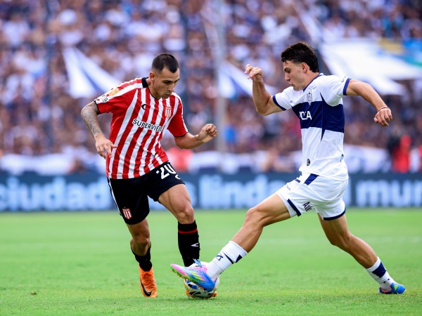Gimnasia y Estudiantes no se sacaron diferencias e igualaron 0 a 0 el cl&aacute;sico de la ciudad