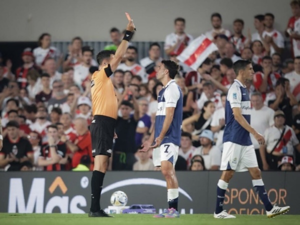 Zaniratto tuvo un imprevisto en Abasto y lo resolvi&oacute; con l&oacute;gica