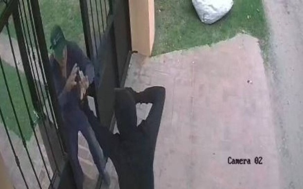 Golpearon brutalmente a un vecino de Villa Elisa para robarle