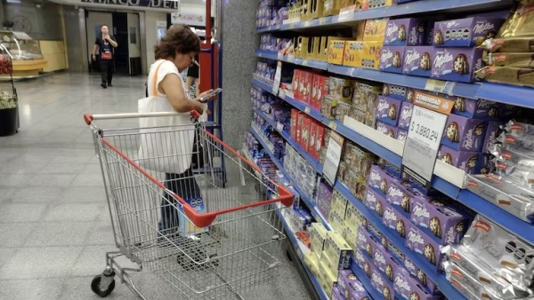 El consumo masivo sigue bajando fuerte: "las ventas llevan meses cayendo bastante"