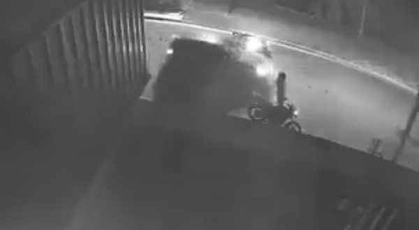 Dos motociclistas de La Plata denunciaron que los pisaron y el conductor se fug&oacute;