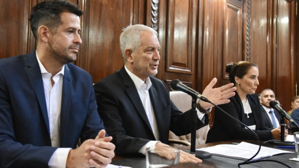 &iquest;Alak llega fortalecido o debilitado a su discurso de Apertura de Sesiones Ordinarias del Concejo Deliberante platense?