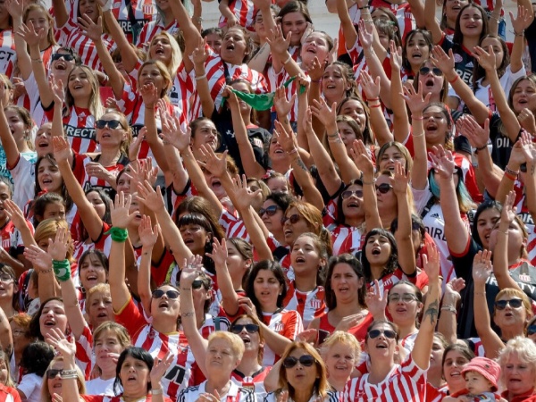 D&iacute;a Internacional de la Mujer: Estudiantes conmemora el 8M