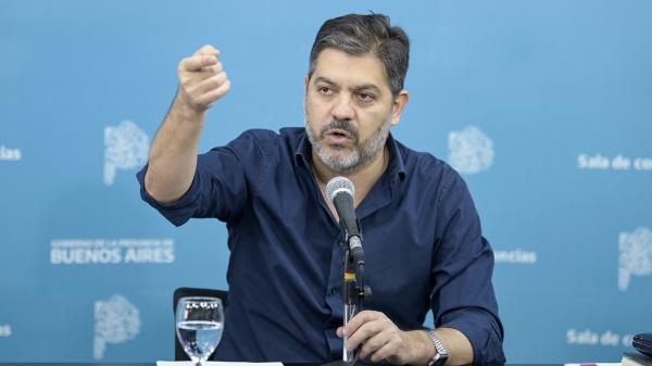 Bianco: &ldquo;Es una mentira que el problema de la competitividad de la productividad tiene que ver con las tasas municipales&rdquo;