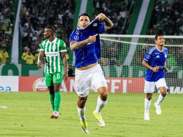 Tuvo un paso con pena y sin gloria por Gimnasia, marc&oacute; un golazo y es candidato a obtener un premio