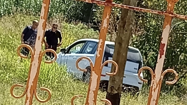 Encontraron un auto abandonado en Ringuelet