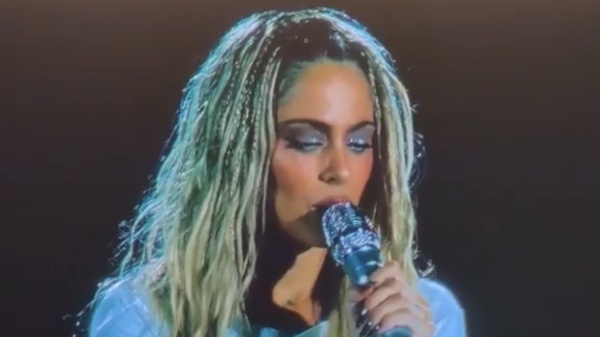 Tini habl&oacute; en un recital sobre la pol&eacute;mica con Emilia: &ldquo;Dejen de intentar averiguar, es muy delicado&rdquo;
