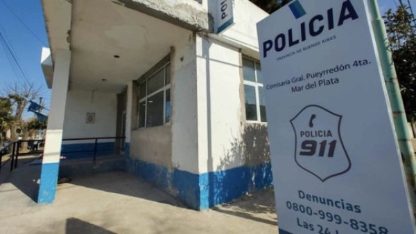 &ldquo;El barrio ya no duerme&rdquo;: vecinos de La Plata marchan por una ola de robos