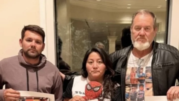 El abuelo de Lucio Dupuy viaj&oacute; a Comodoro para abrazar a los padres de &Aacute;ngel: &ldquo;Es el calco de Lucio&rdquo;