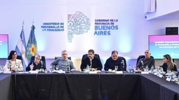 Provincia reuni&oacute; a cuatro ministros por las amenazas en escuelas: &ldquo;La salida no es la deserci&oacute;n del Estado&rdquo;