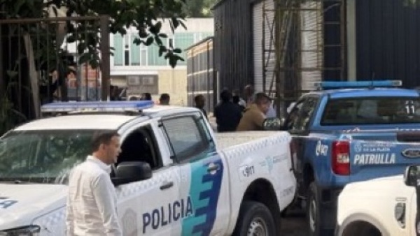 Conmoci&oacute;n en La Plata: encontraron un beb&eacute; muerto en una obra de la Facultad de Arquitectura UNLP